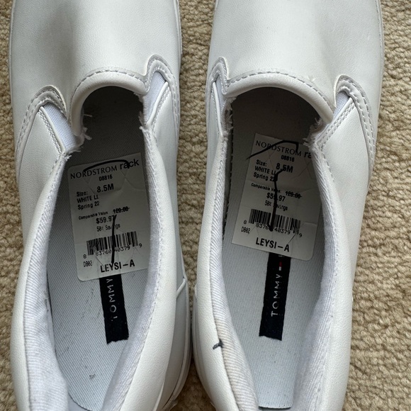 Tommy Hilfiger Women’s Leyci Sneakers - Picture 6 of 7